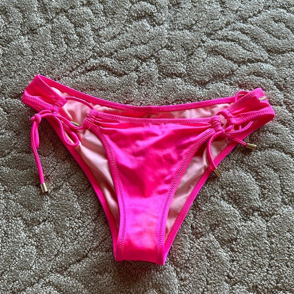 Victoria’s Secret Bikini Bottom Size Small Hot Pink Color